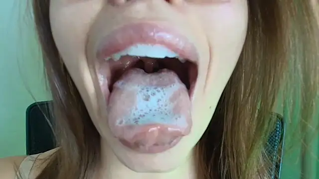 lisbet21x online show from 03/15/26, 07:42