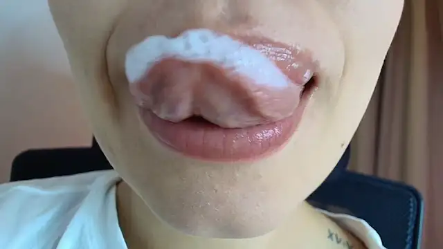 lisbet21x online show from 04/12/26, 11:37