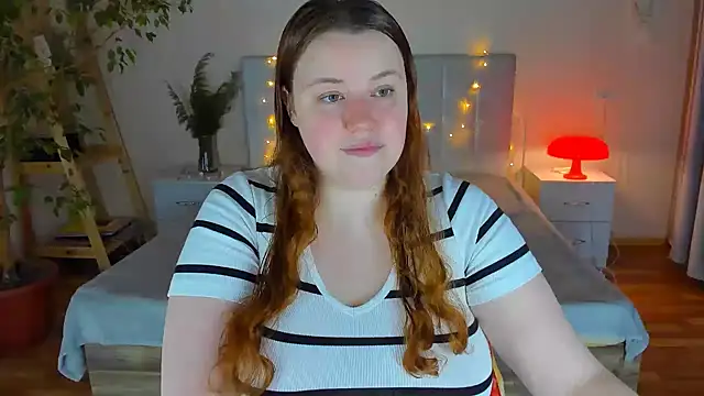 PolinaSalvatore online show from 11/14/25, 04:28