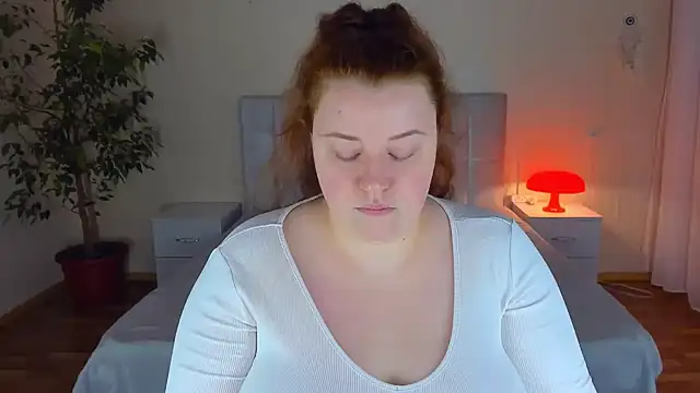 PolinaSalvatore online show from 12/18/25, 07:53