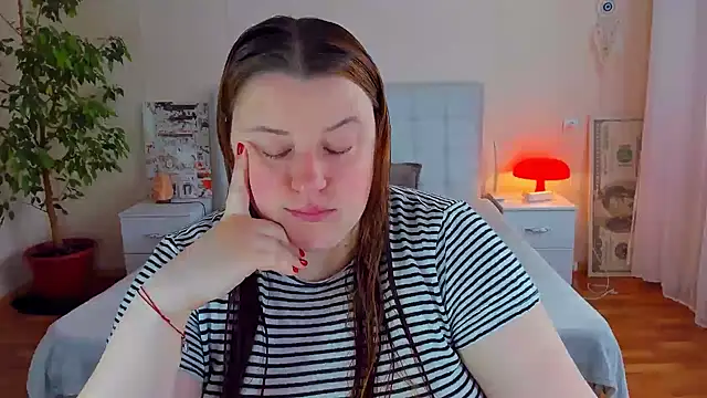 PolinaSalvatore online show from 04/12/26, 01:16