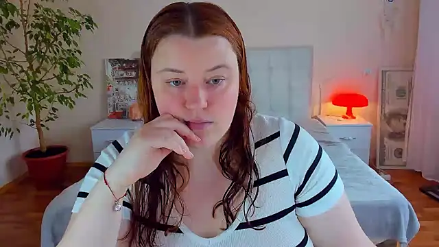 PolinaSalvatore online show from 05/19/26, 02:45