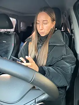 EvaCatt online show from 12/21/24, 05:36