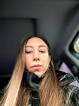 EvaCatt online show from 11/13/25, 03:49