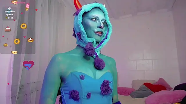 Summer XO online show from 11/01/25, 04:25