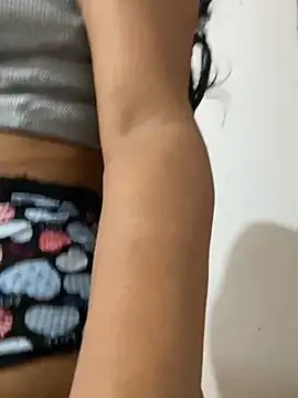 bea3liz online show from 02/24/25, 01:42