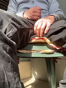 simoninside25 online show from 03/18/26, 01:25