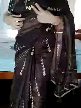 Snapshot of Indian_desi_wife chatting on 12/05/24, 02:31 Indian desi wife online show from 12/05/24, 02:31