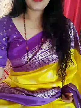 Snapshot of Indian_desi_wife chatting on 01/01/25, 04:50 Indian desi wife online show from 01/01/25, 04:50