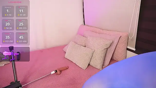 Alexxandra 12 online show from 02/25/25, 09:42