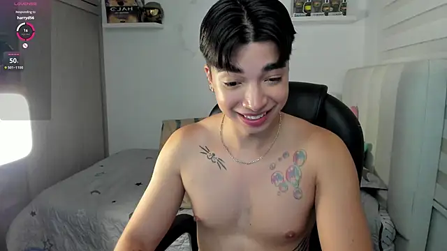 santy7v7 online show from 11/27/25, 01:24