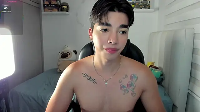 Snapshot of santy7v7 chatting on 01/15/26, 01:26 santy7v7 online show from 01/15/26, 01:26