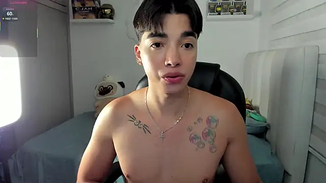 Snapshot of santy7v7 chatting on 01/17/26, 02:00 santy7v7 online show from 01/17/26, 02:00