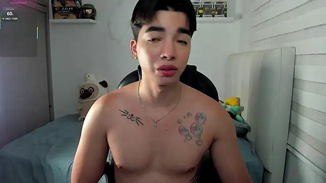 Snapshot of santy7v7 chatting on 02/05/26, 01:27 santy7v7 online show from 02/05/26, 01:27