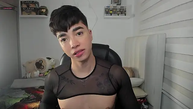 santy7v7 online show from 03/22/26, 01:25