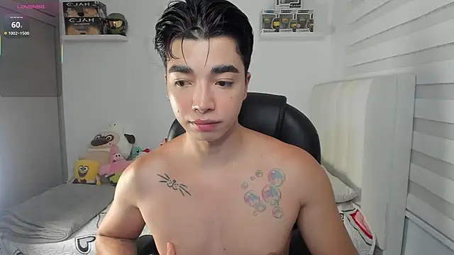 Snapshot of santy7v7 chatting on 05/01/26, 06:56 santy7v7 online show from 05/01/26, 06:56