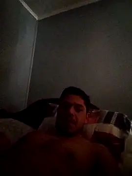 Snapshot of 12pf chatting on 02/20/26, 01:33 12pf online show from 02/20/26, 01:33