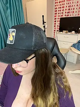 DienkaGreen online show from 02/08/26, 09:51