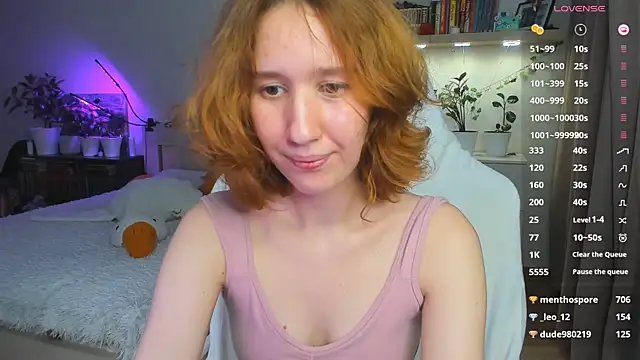 Snapshot of Ooooooli chatting on 12/08/24, 04:07 Ooooooli online show from 12/08/24, 04:07