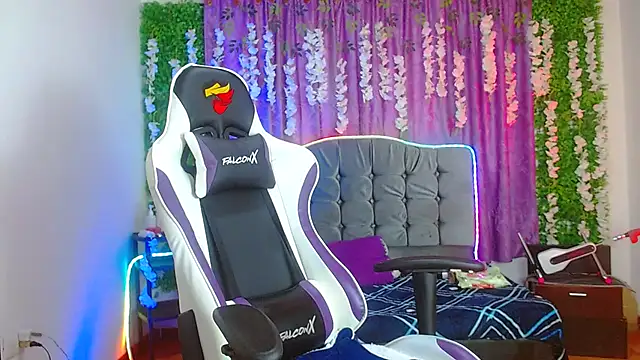 ariana-lopez online show from 09/19/25, 03:45