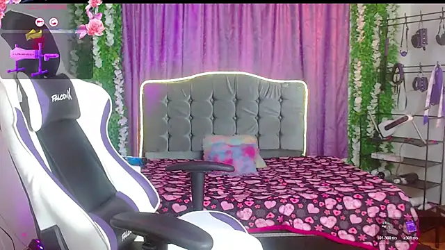 ariana-lopez online show from 06/04/26, 05:19