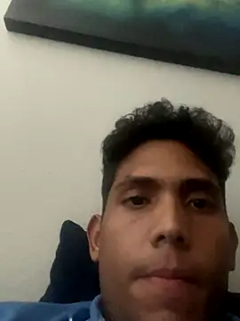 Snapshot of Hulcke chatting on 10/26/25, 10:04 Hulcke online show from 10/26/25, 10:04