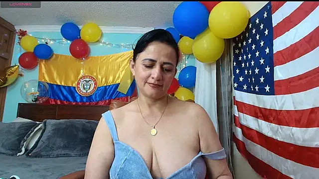 ISABEEL SOFIA01 online show from 07/11/26, 12:13