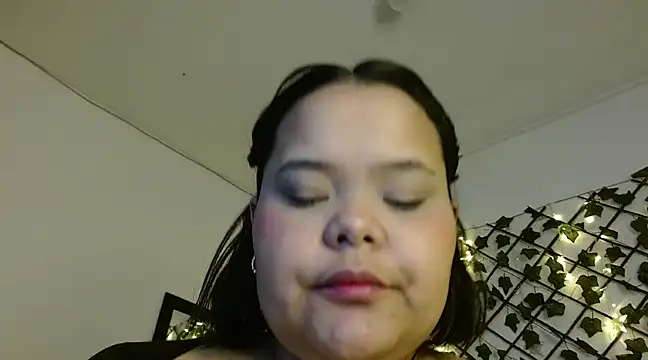 sexychubby    online show from 02/25/25, 09:42