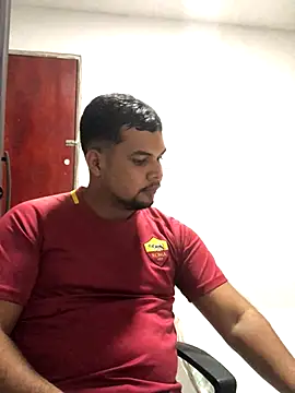 Snapshot of ElsecretodeBruno chatting on 11/16/25, 02:39 ElsecretodeBruno online show from 11/16/25, 02:39