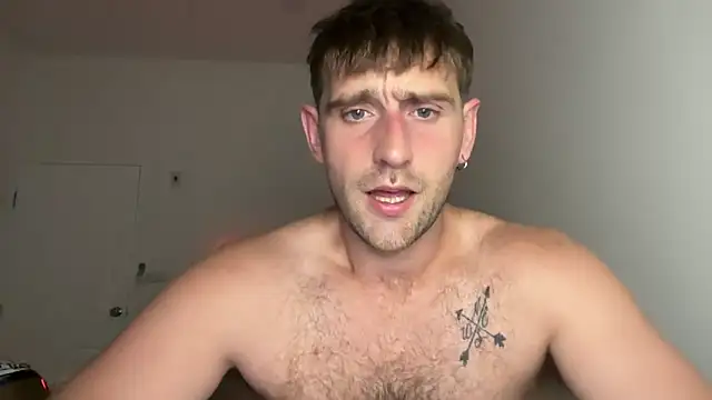 Snapshot of lukegunn chatting on 05/19/26, 11:22 lukegunn online show from 05/19/26, 11:22