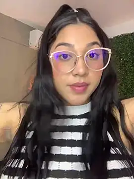 Amandanauty online show from 02/02/25, 01:55