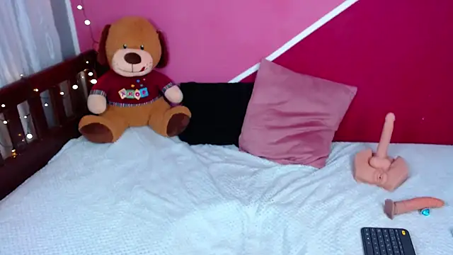 Queenamazon1 online show from 03/23/25, 09:10