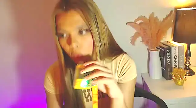 MajesticKitana online show from 02/04/25, 06:46