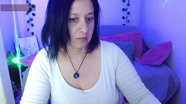 camilalatti online show from 11/09/25, 10:30