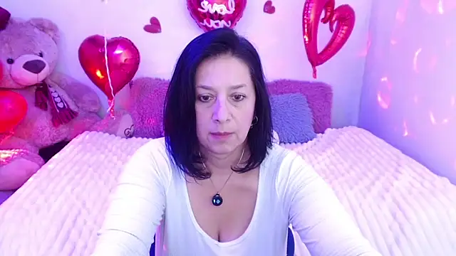 camilalatti online show from 02/11/26, 12:48