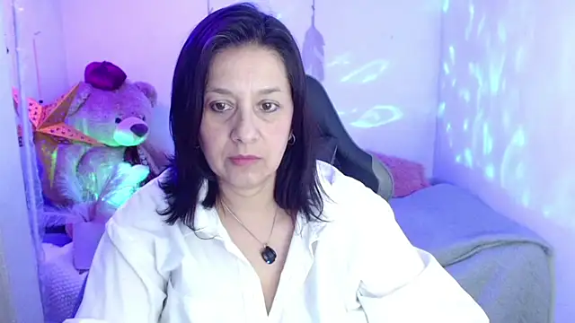 Snapshot of camilalatti chatting on 04/23/26, 12:34 camilalatti online show from 04/23/26, 12:34