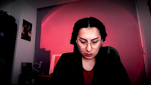 Scarlett Sen online show from 12/18/25, 03:18