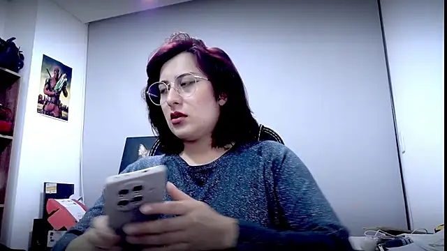 Scarlett Sen online show from 04/17/26, 02:53