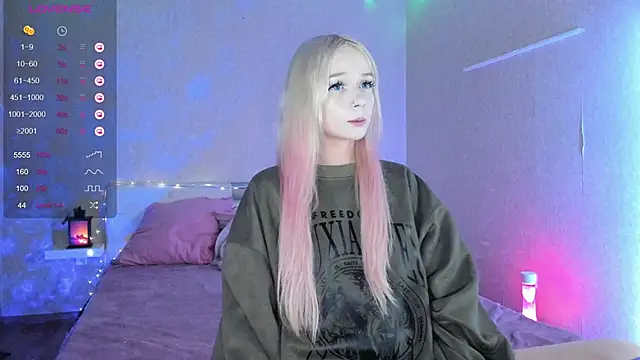 Snapshot of Misty_Shadow chatting on 03/22/25, 05:31 Misty Shadow online show from 03/22/25, 05:31