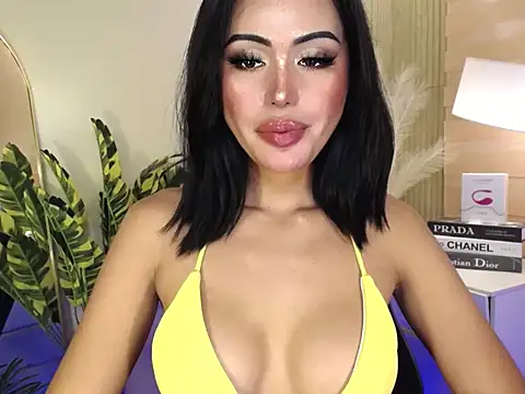 Snapshot of HeavenlyStar chatting on 01/12/25, 11:04 HeavenlyStar online show from 01/12/25, 11:04