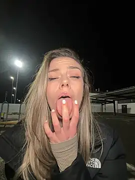 Snapshot of HopeHeaven chatting on 02/01/25, 09:19 HopeHeaven online show from 02/01/25, 09:19