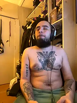 Snapshot of cnasty5621333 chatting on 11/14/25, 10:58 cnasty5621333 online show from 11/14/25, 10:58