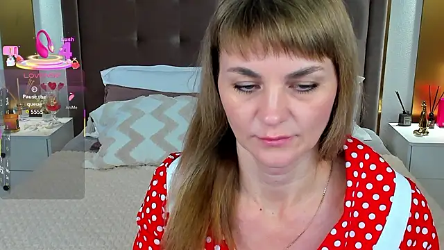 annasimonsj online show from 03/22/26, 12:58