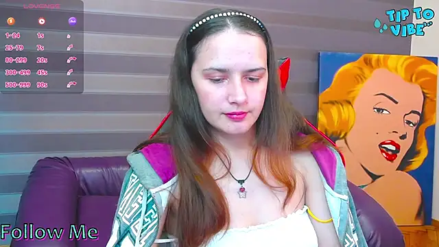 iris nikhols online show from 10/31/25, 07:59