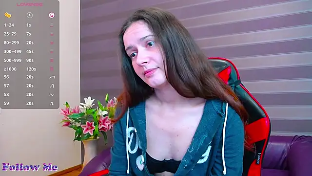 Snapshot of iris_nikhols chatting on 04/25/26, 01:30 iris nikhols online show from 04/25/26, 01:30