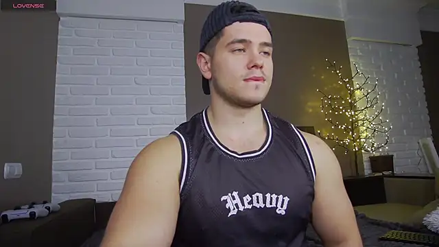 Arilas  online show from 12/20/24, 10:49