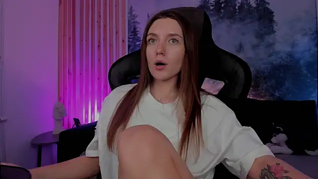 Snapshot of JennyDens chatting on 12/03/24, 05:53 JennyDens online show from 12/03/24, 05:53