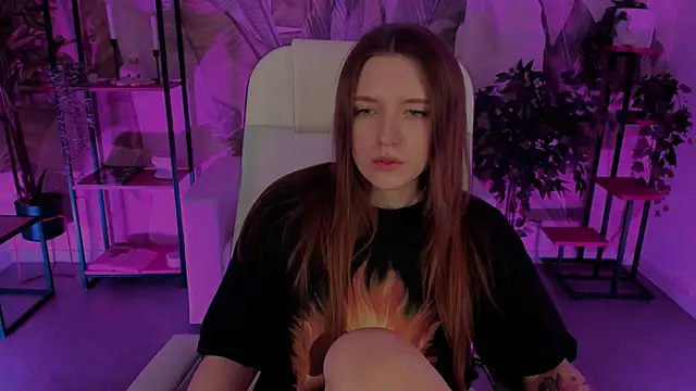 Snapshot of JennyDens chatting on 03/11/25, 12:54 JennyDens online show from 03/11/25, 12:54