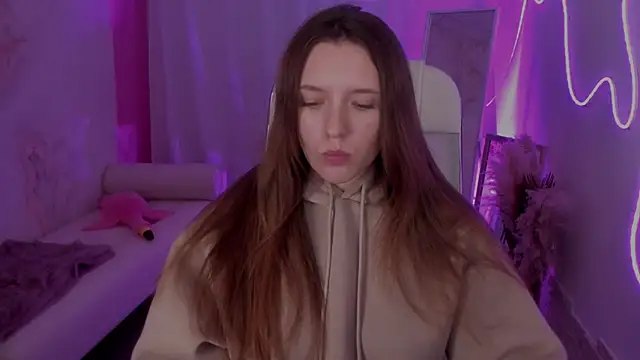 Snapshot of JennyDens chatting on 11/12/25, 05:24 JennyDens online show from 11/12/25, 05:24