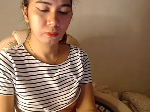 TransPetite1 online show from 03/21/25, 05:54